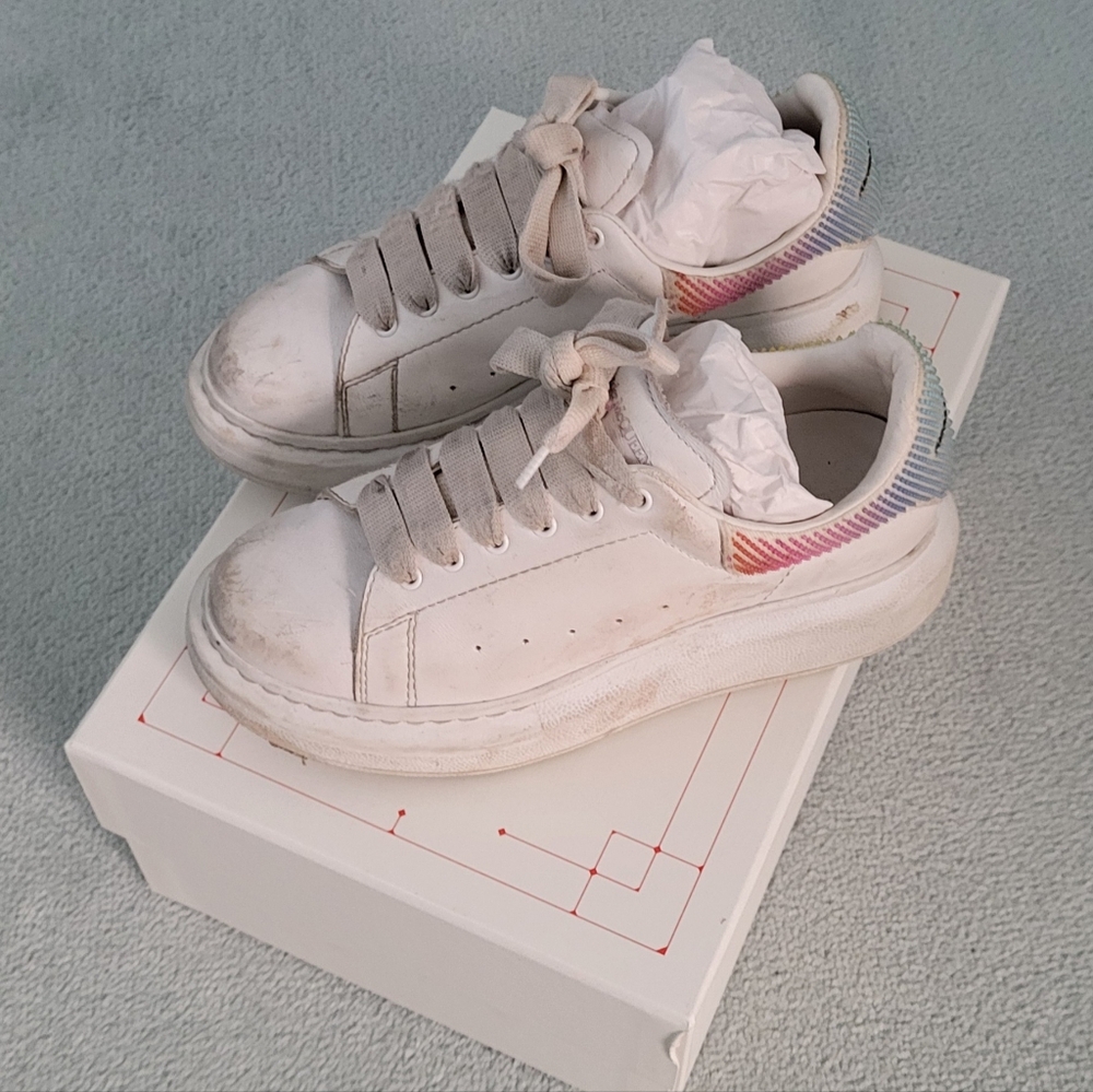 Alexander McQueen Kids White Sneakers with Colorful Accents